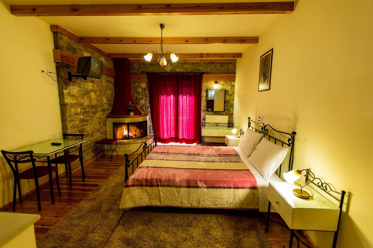 Village Inn Ano Chora Extérieur photo