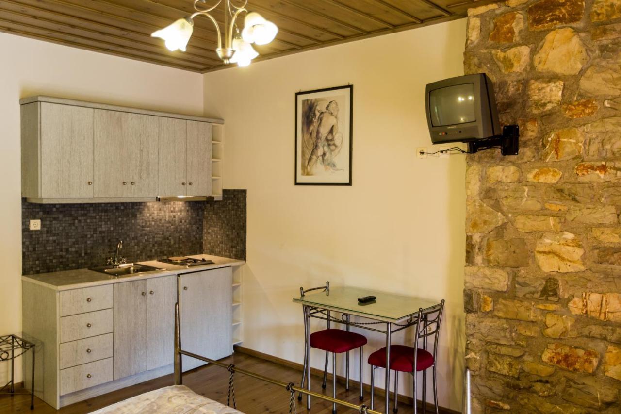 Village Inn Ano Chora Extérieur photo